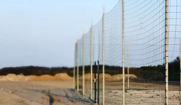 How to do the maintenance of wire rope fence?